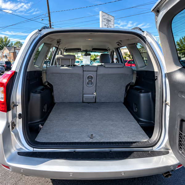 Rav4-int-4